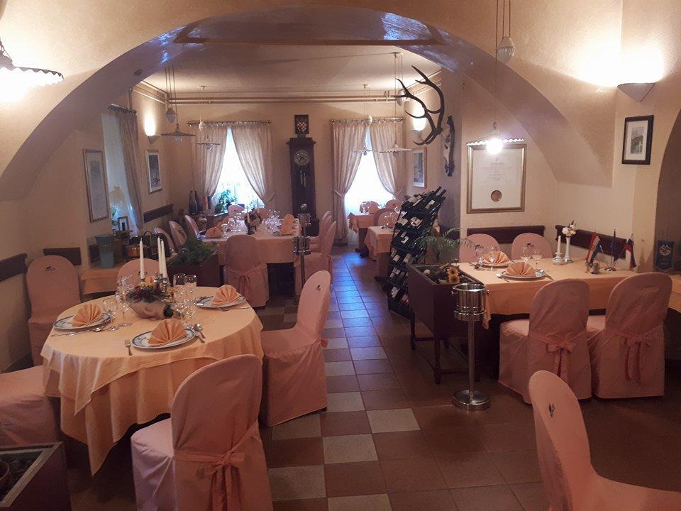 Hotel Mance Brod na Kupi Exterior photo